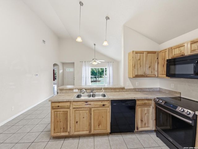 473 HIGH DR, Spring Branch, TX 78070