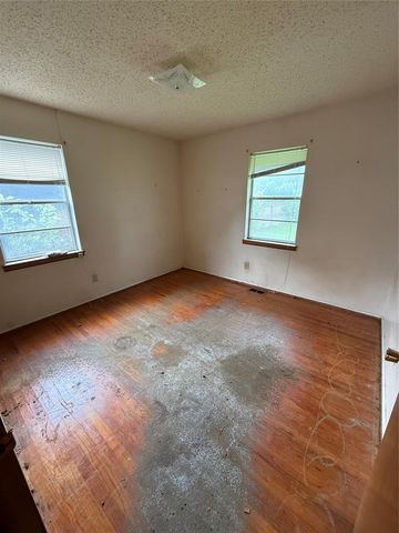 801 Lotus Avenue, Midwest City, OK 73130