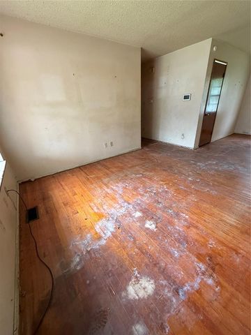 801 Lotus Avenue, Midwest City, OK 73130