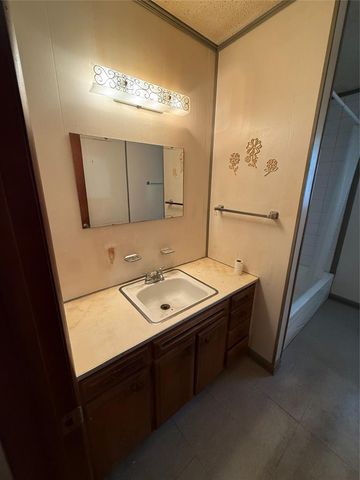 801 Lotus Avenue, Midwest City, OK 73130