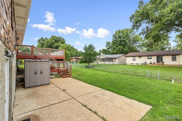 2303 Broken Horse Lane, St Louis, MO 63129
