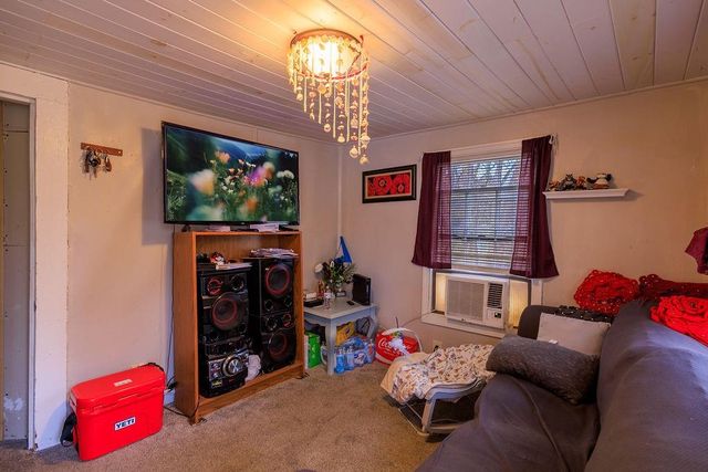 70 Daisy Circle, Canton, GA 30114