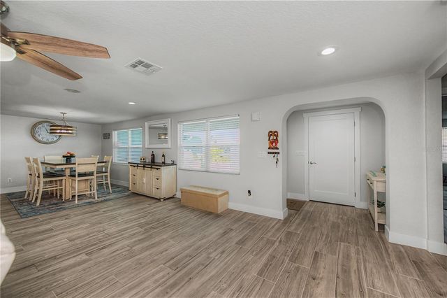 121 SINCLAIR STREET SE, Port Charlotte, FL 33952