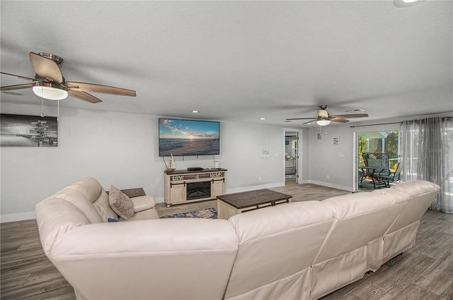 121 SINCLAIR STREET SE, Port Charlotte, FL 33952