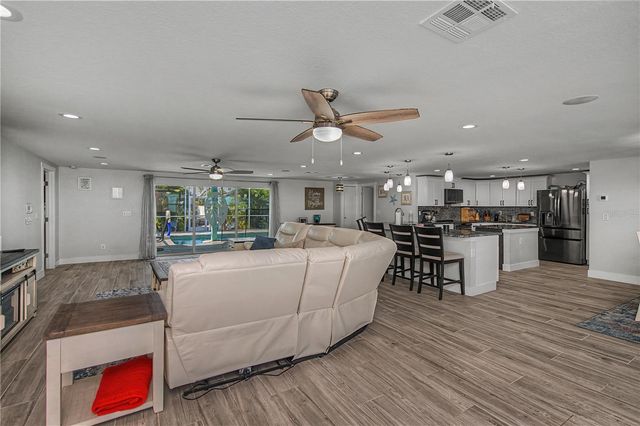 121 SINCLAIR STREET SE, Port Charlotte, FL 33952