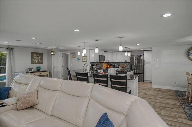 121 SINCLAIR STREET SE, Port Charlotte, FL 33952