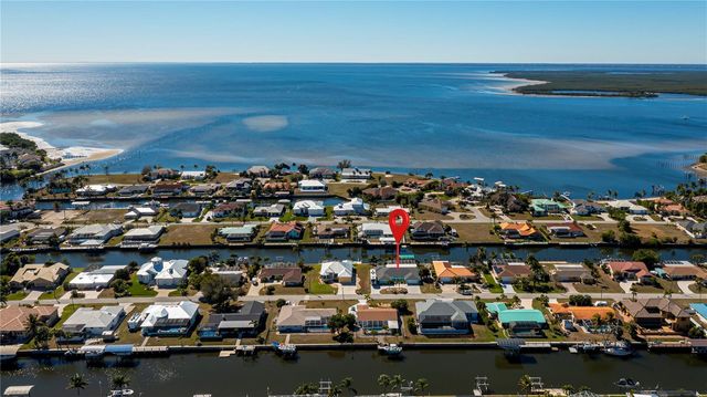 121 SINCLAIR STREET SE, Port Charlotte, FL 33952