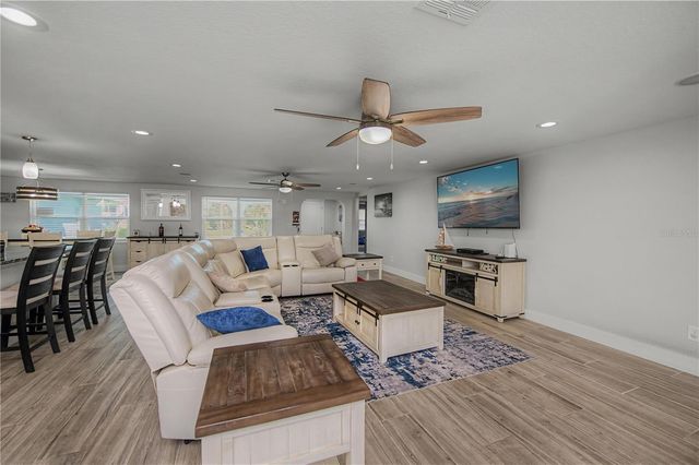 121 SINCLAIR STREET SE, Port Charlotte, FL 33952