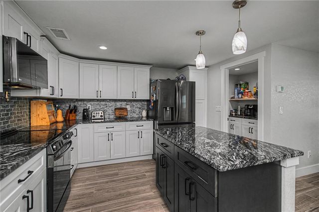 121 SINCLAIR STREET SE, Port Charlotte, FL 33952