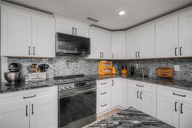 121 SINCLAIR STREET SE, Port Charlotte, FL 33952