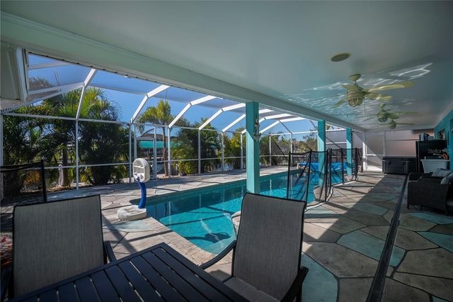 121 SINCLAIR STREET SE, Port Charlotte, FL 33952