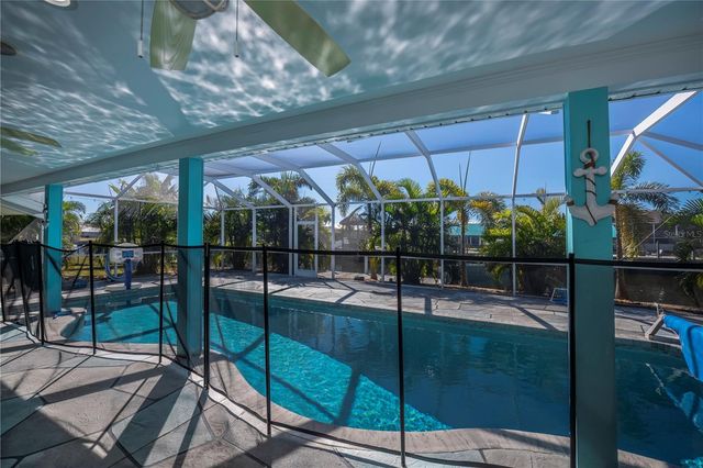 121 SINCLAIR STREET SE, Port Charlotte, FL 33952