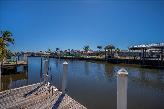 121 SINCLAIR STREET SE, Port Charlotte, FL 33952