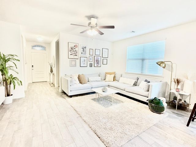 7012 Wildflower Way, Little Elm, TX 76227