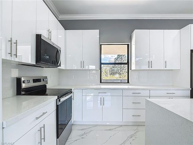 603 W 17th ST, Lehigh Acres, FL 33972