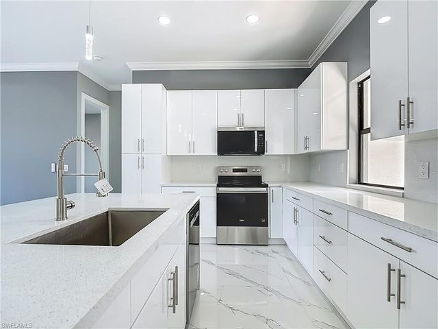 603 W 17th ST, Lehigh Acres, FL 33972