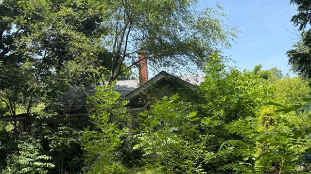 10802 W York House Road, Beach Park, IL 60087