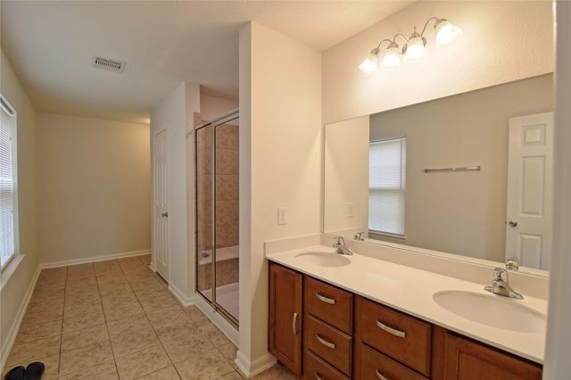6714 Lindale Springs Lane, Katy, TX 77449