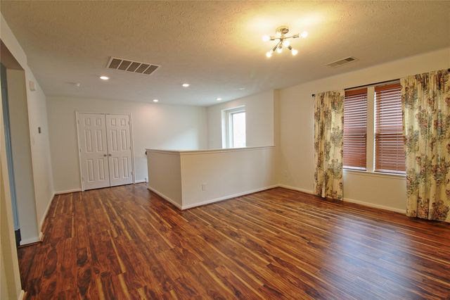 6714 Lindale Springs Lane, Katy, TX 77449