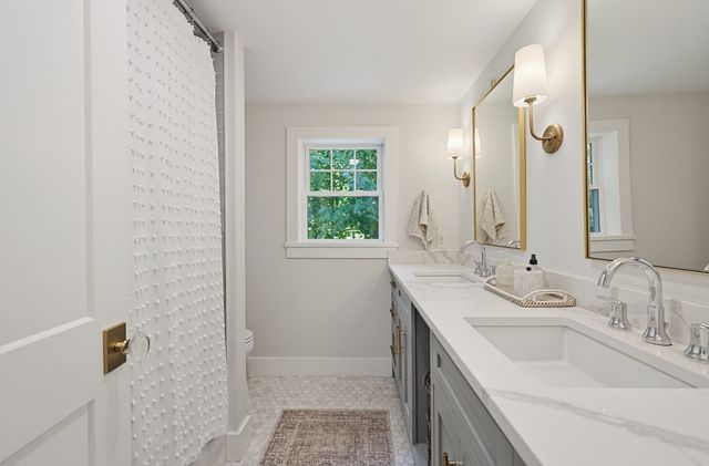 6 Park Ave., Framingham, MA 01701