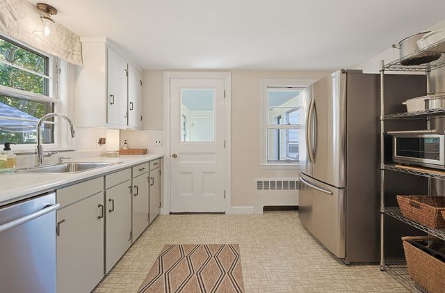6 Park Ave., Framingham, MA 01701