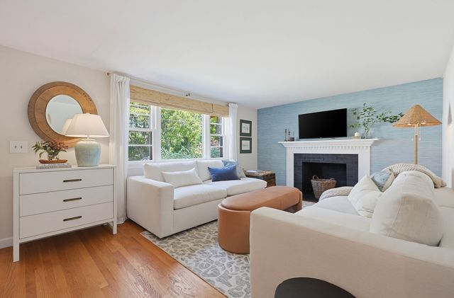 6 Park Ave., Framingham, MA 01701