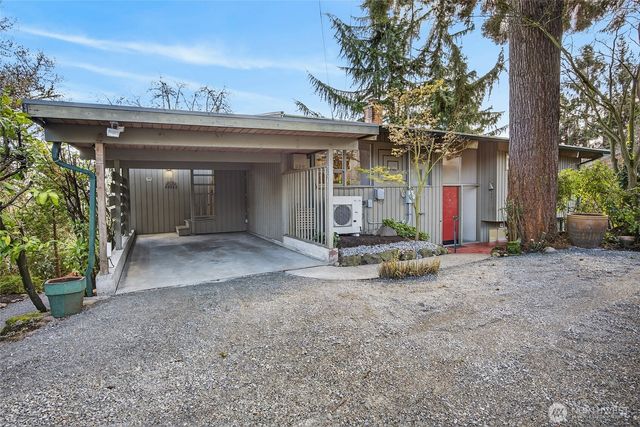 3921 25th Avenue S, Seattle, WA 98108