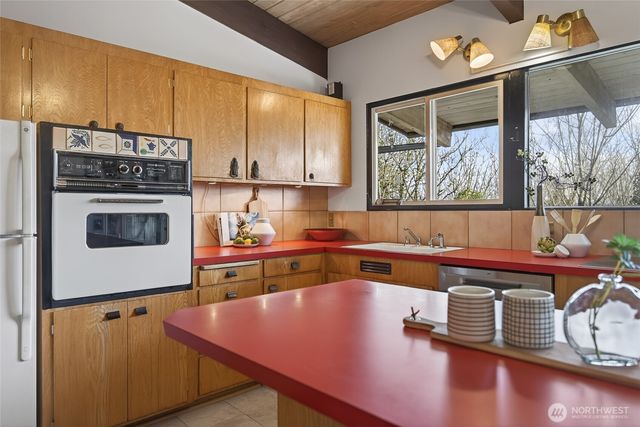 3921 25th Avenue S, Seattle, WA 98108