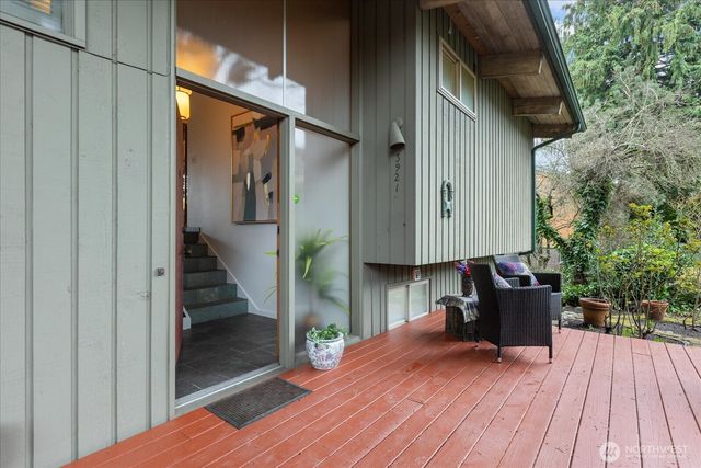 3921 25th Avenue S, Seattle, WA 98108