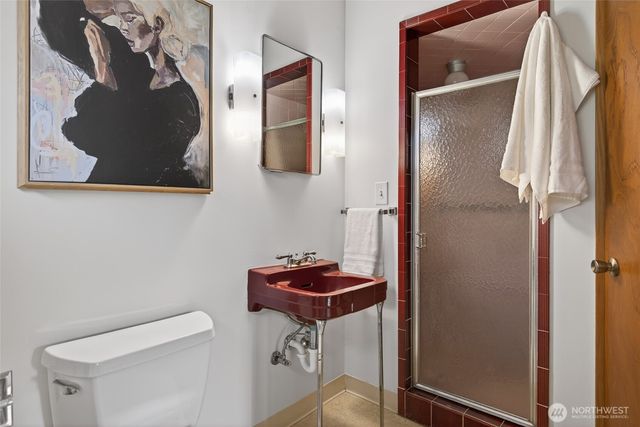 3921 25th Avenue S, Seattle, WA 98108