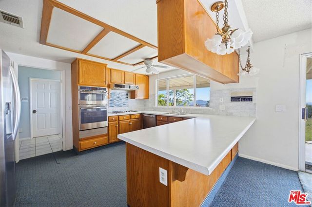 25945 Fran Lou Drive, Moreno Valley, CA 92557