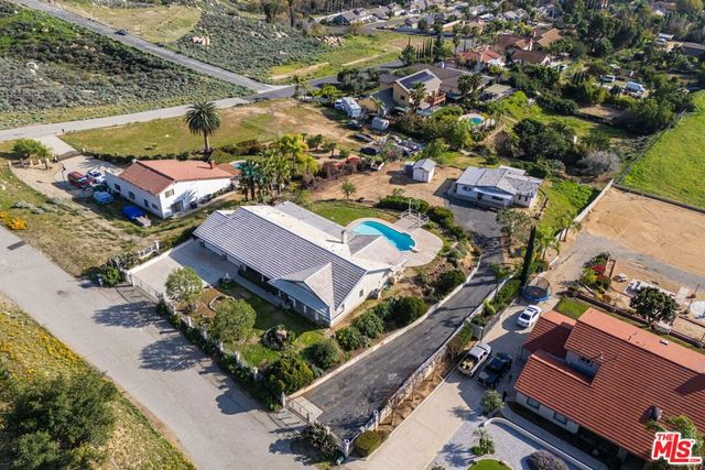 25945 Fran Lou Drive, Moreno Valley, CA 92557