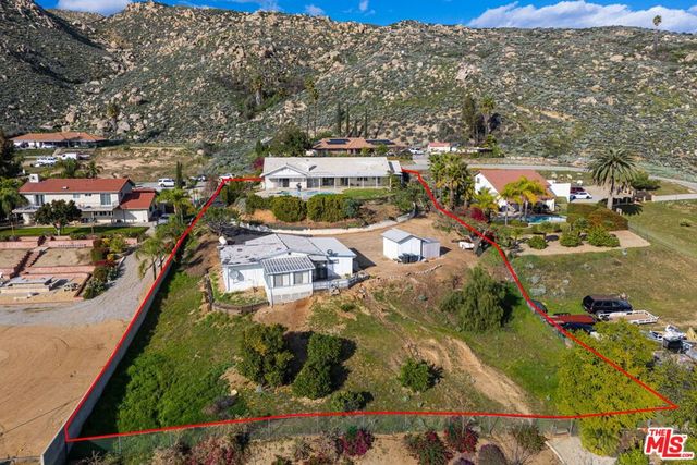 25945 Fran Lou Drive, Moreno Valley, CA 92557