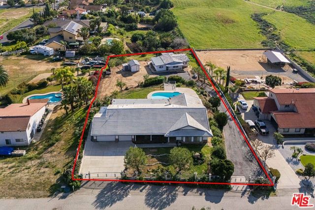 25945 Fran Lou Drive, Moreno Valley, CA 92557