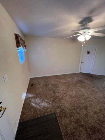 16 Temple Lane, Branson West, MO 65737