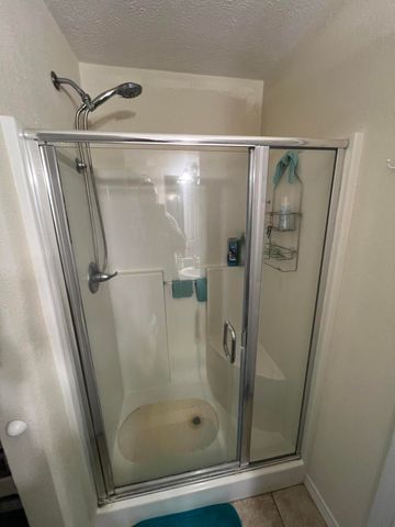 16 Temple Lane, Branson West, MO 65737