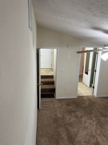 16 Temple Lane, Branson West, MO 65737