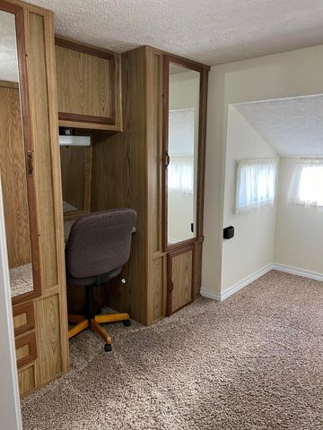 16 Temple Lane, Branson West, MO 65737