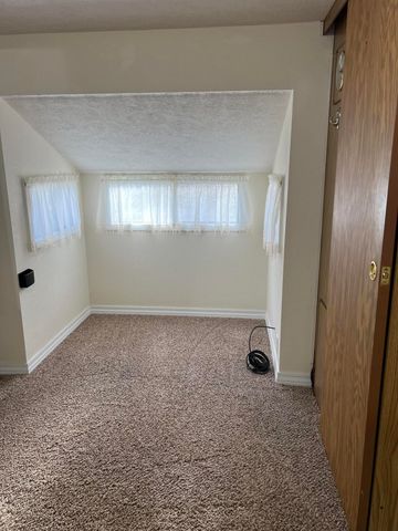 16 Temple Lane, Branson West, MO 65737