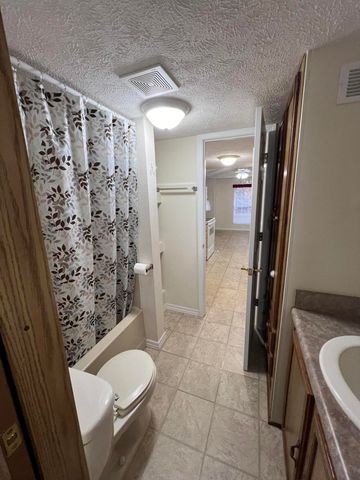 16 Temple Lane, Branson West, MO 65737