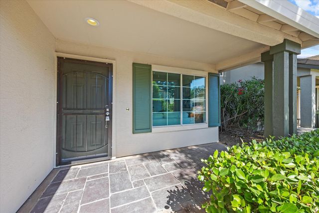 8087 Primoak Way, Elk Grove, CA 95758