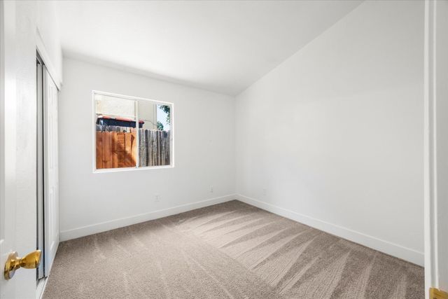 8087 Primoak Way, Elk Grove, CA 95758