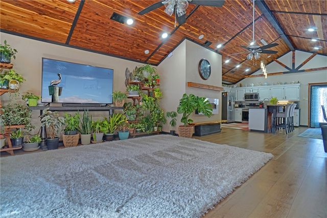 10237 Lakeridge Road, Dardanelle, AR 72834