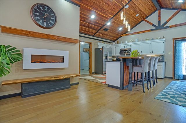 10237 Lakeridge Road, Dardanelle, AR 72834