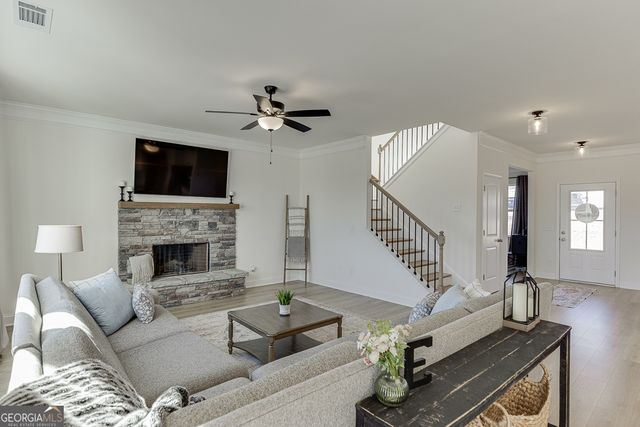 1324 Honeysuckle Lane, Hoschton, GA 30548