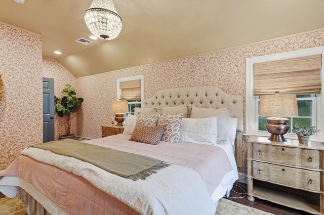 9 Tapley Rd, Lynnfield, MA 01940
