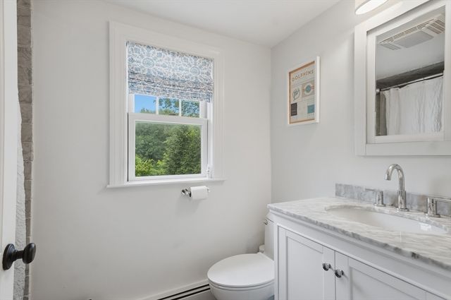 9 Tapley Rd, Lynnfield, MA 01940