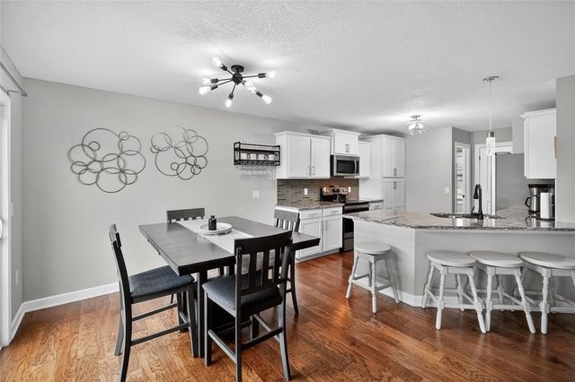 6510 Sunlight Drive, Pleasant Hill, IA 50327