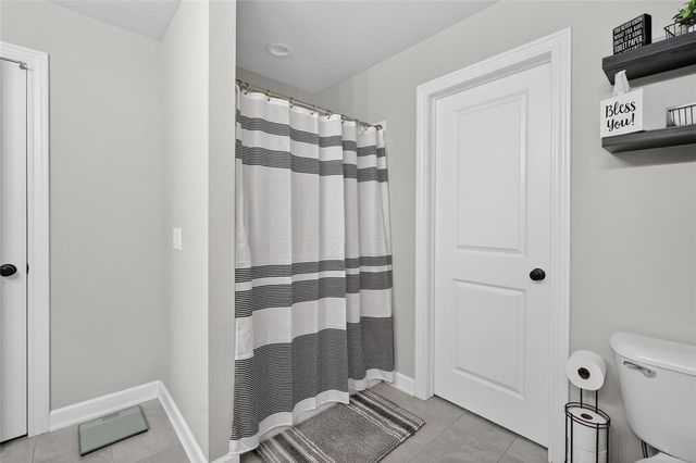 6510 Sunlight Drive, Pleasant Hill, IA 50327