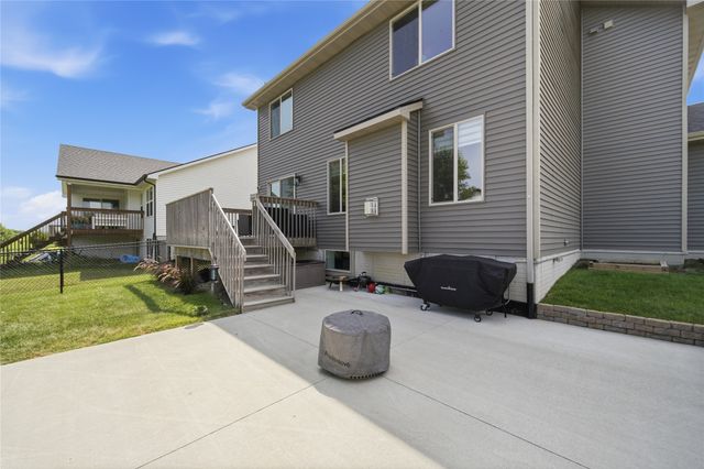 6510 Sunlight Drive, Pleasant Hill, IA 50327